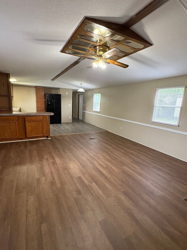 Photo - Spacious 3 Bedroom In Yorktowne