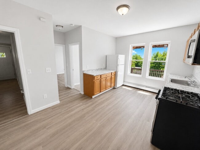 Photo - 204-206-206 Magnolia St Unit 1R