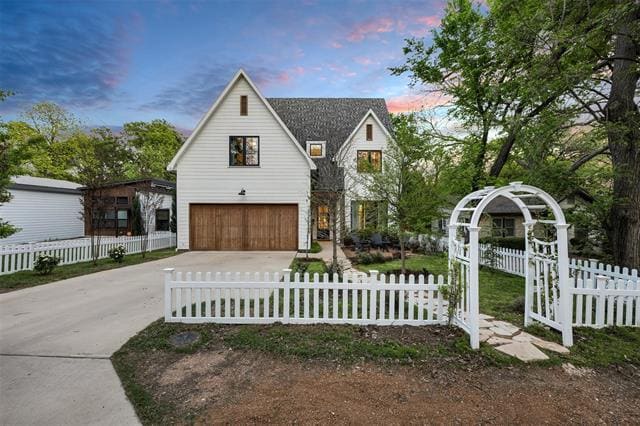 Photo - 8810 Groveland Dr House