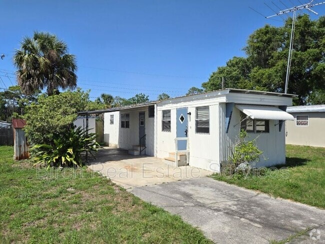 Building Photo - 7041 Lofty Dr