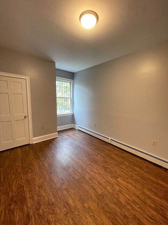 Photo - 41 Dubois St Unit 1