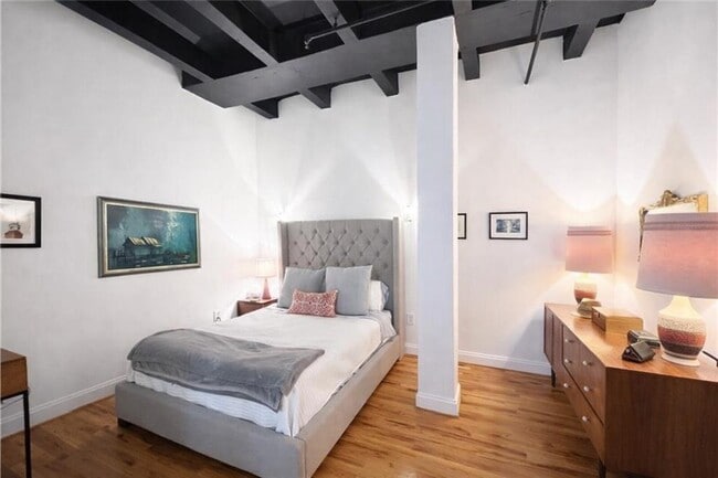 Photo - 1736 Liberty Ln