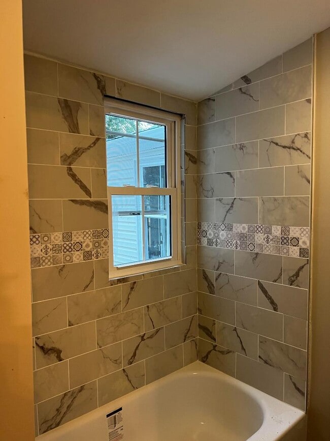 Photo - 38 N Locust St