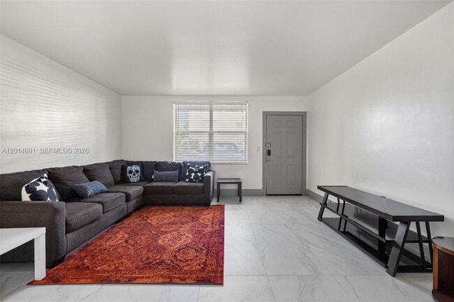 Photo - 1780 79th Street Causeway Unidad C111