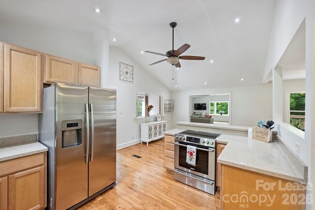 Photo - 2027 Wensley Dr