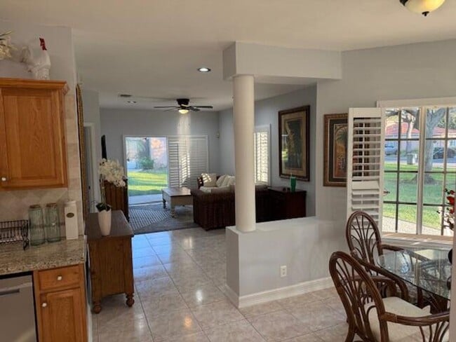 Photo - 9927 Kamena Cir