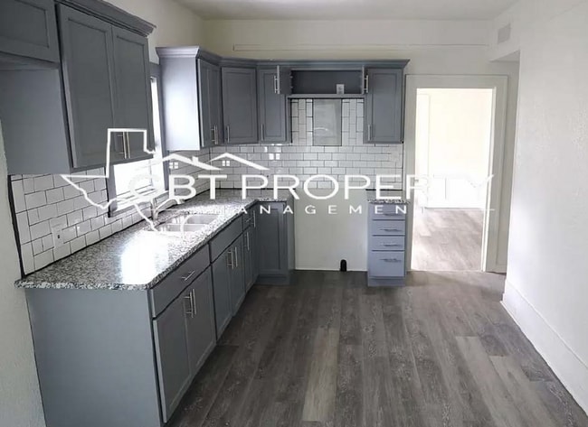 Building Photo - 4 Bedroom 3 Bath Home Remodeled!!!!