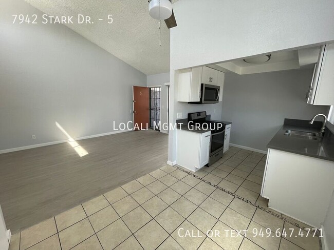 Photo - 7942 Stark Drive Unidad 5