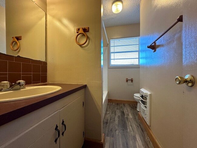 Photo - 8022 US-271 Apartment Unit 8022 F