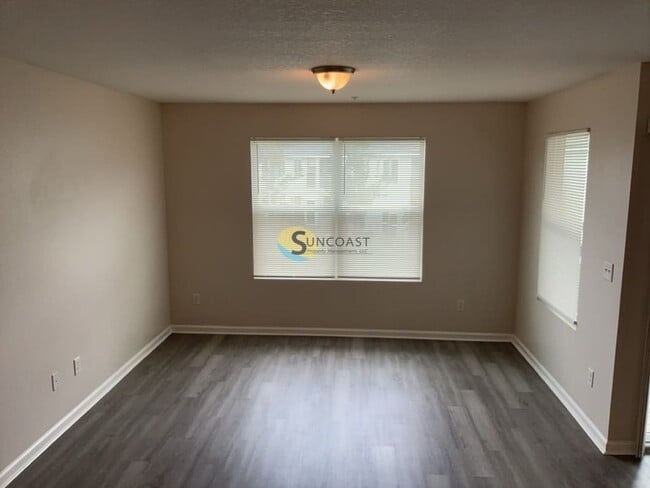 Photo - 9243 Western Way Unidad 2
