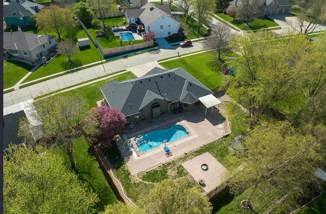 Photo - A rental with a Pool!