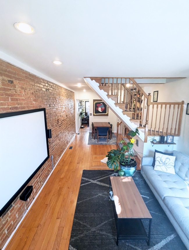 Building Photo - 1138 Day St Rental