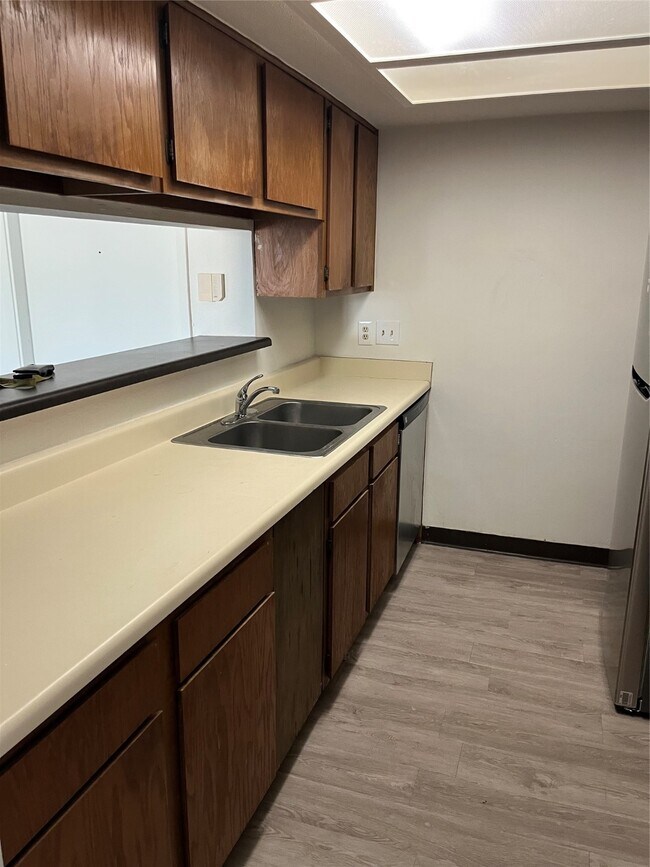 Photo - 2820 S Bartell Dr Unit 37