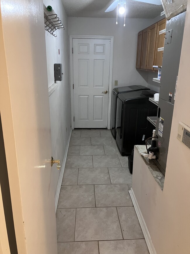 Building Photo - 1180 Woodland Terrace Trail Rental