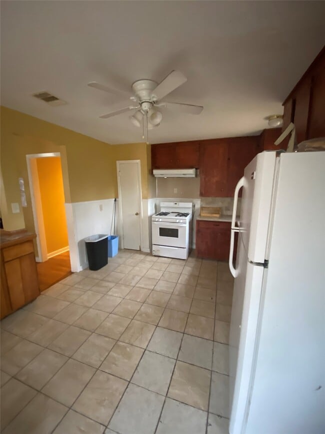 Photo - 2504 Pennington St