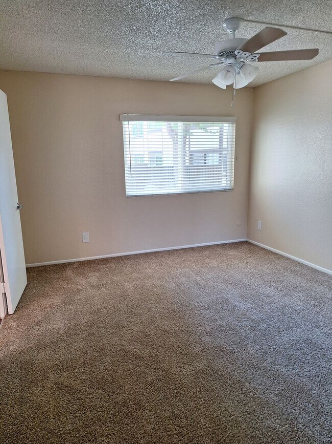 104 Brookstone Apartments Buena Park, CA