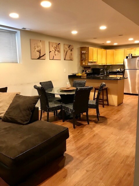 Photo - 3216 N Racine Ave Unit G