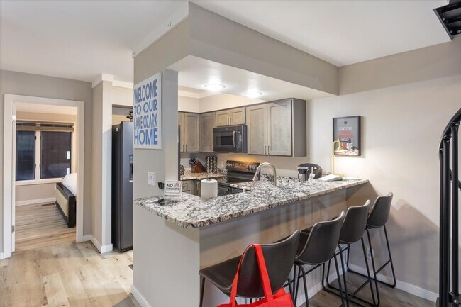 Photo - 5940 Baydy Peak Rd