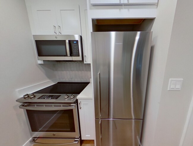 Photo - 104 Warren St