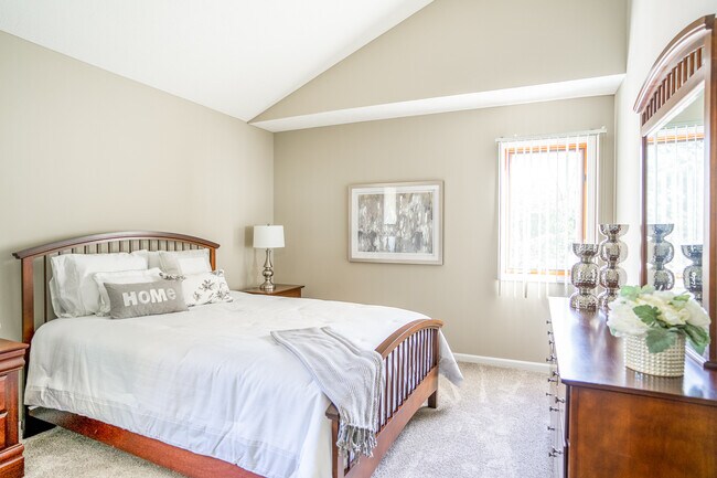 Townhome Master Bedroom with Vaulted Ceiling