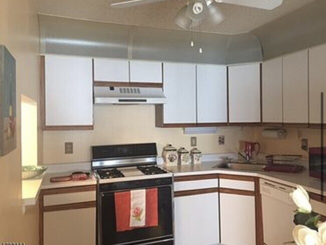 Photo - 59 Lindsey Ct