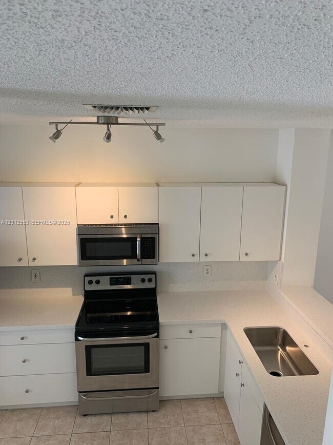 Photo - 6975 Blacksmith Way