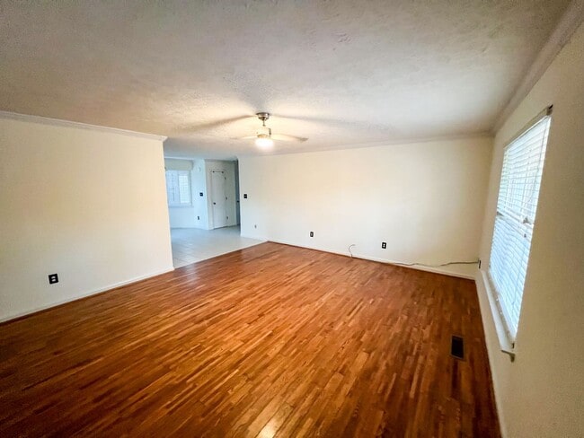 Photo - ? Beautiful 3 Bedroom, 2 Bath Home in Southside, AL! ?