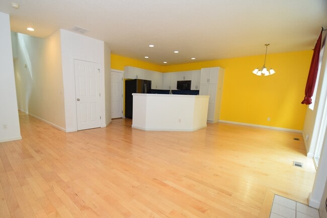 Photo - 432 NE 57th Ave