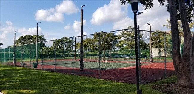 Photo - 7710 NW 50th St Unit 106