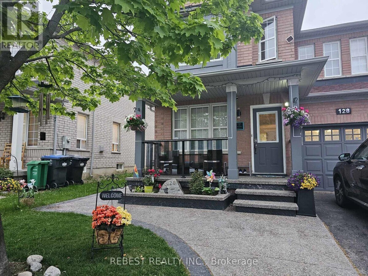 Photo - 128 Starhill Crescent
