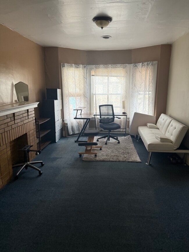 Building Photo - 114 15th St Unit 3