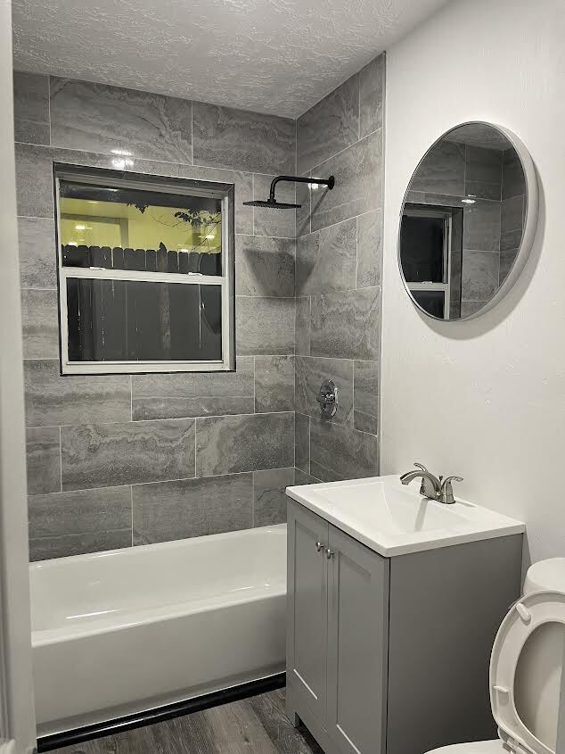 Photo - 904 W Robinson St