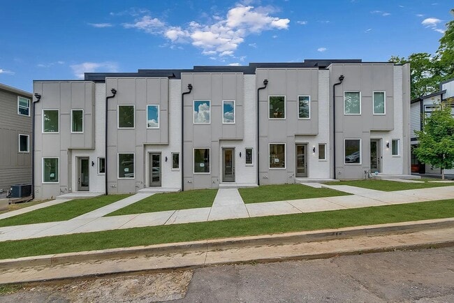 Photo - 1263 John St