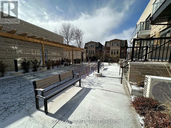 Photo - 57 Finch Ave W