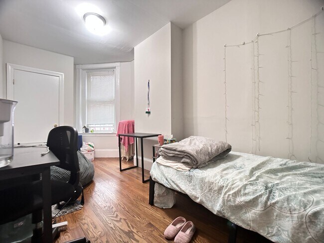 Photo - 1 Linden St