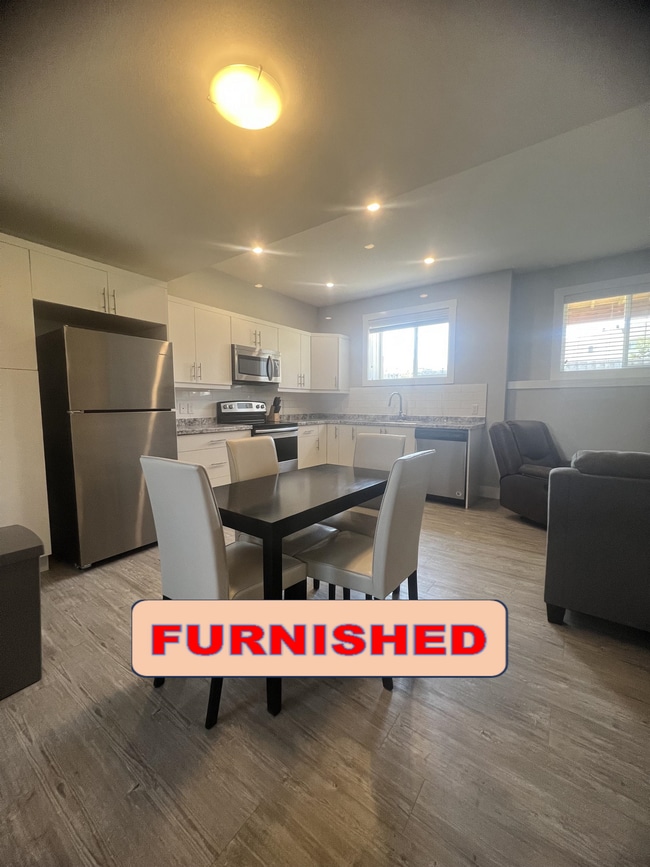 Photo - 8616-B-8685 85 St