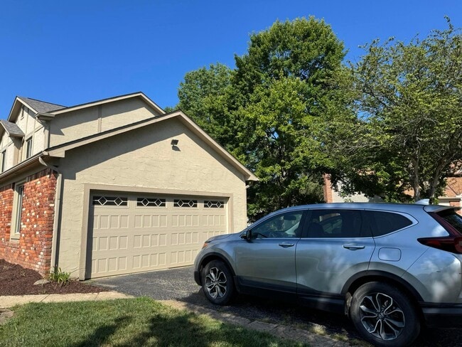 Photo - 2128 Stowbridge Rd