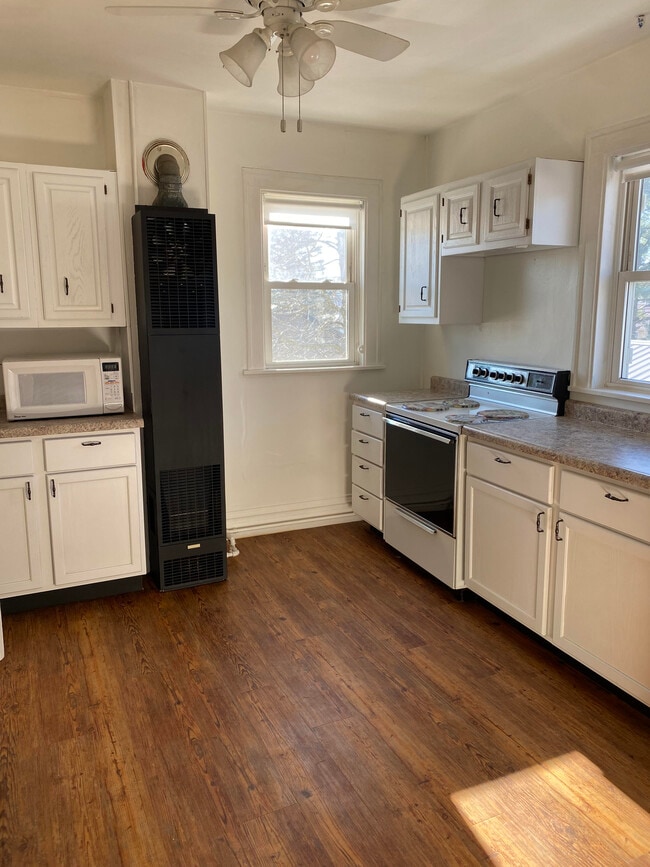 Kitchen - 321 Macomber St Unit #2