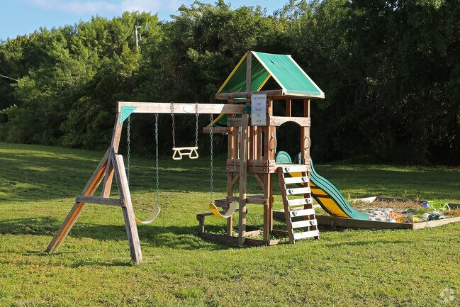 Play Area - Silver Oaks