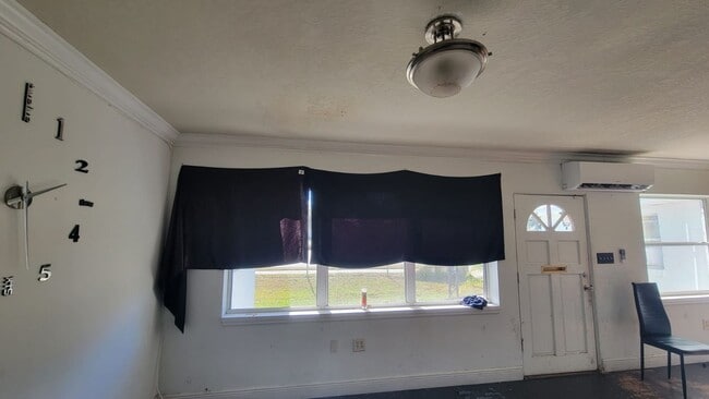 Photo - 1407 McCoy Rd