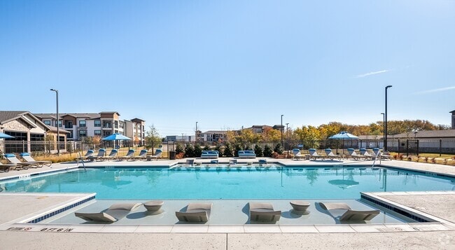 Building Photo - Creekside at Grand Prairie Rental