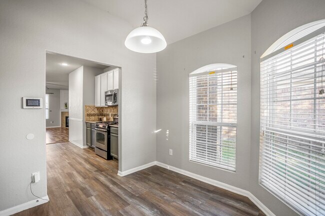 Photo - 14911 Calico Heights Ln