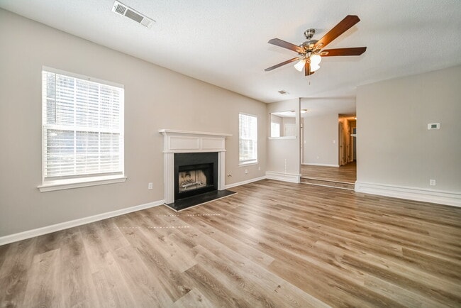 Photo - 9307 Deer Crossing Dr