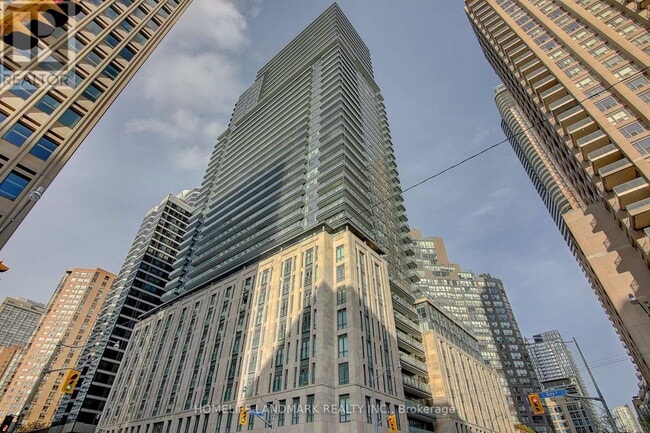 Photo - 955 Bay St. Unité 2913