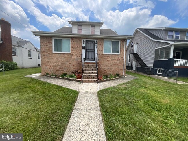 Photo - 4009 Elderon Ave