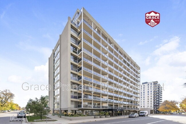 Building Photo - 888 Logan St Unit 8I