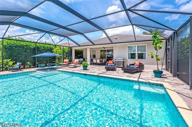 Building Photo - 14606 Tropical Dr
