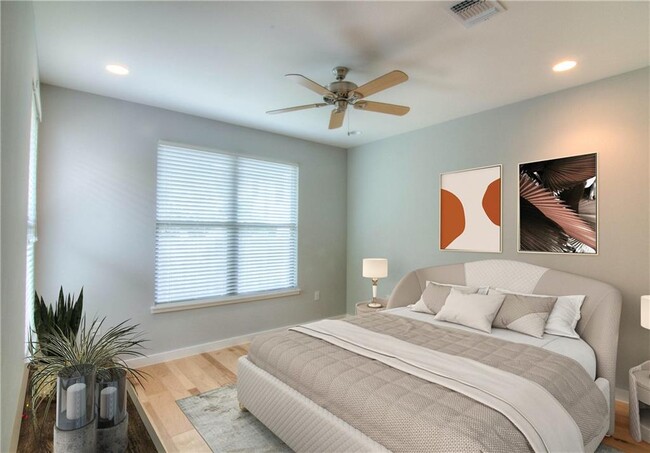 Photo - 4303 Red River St