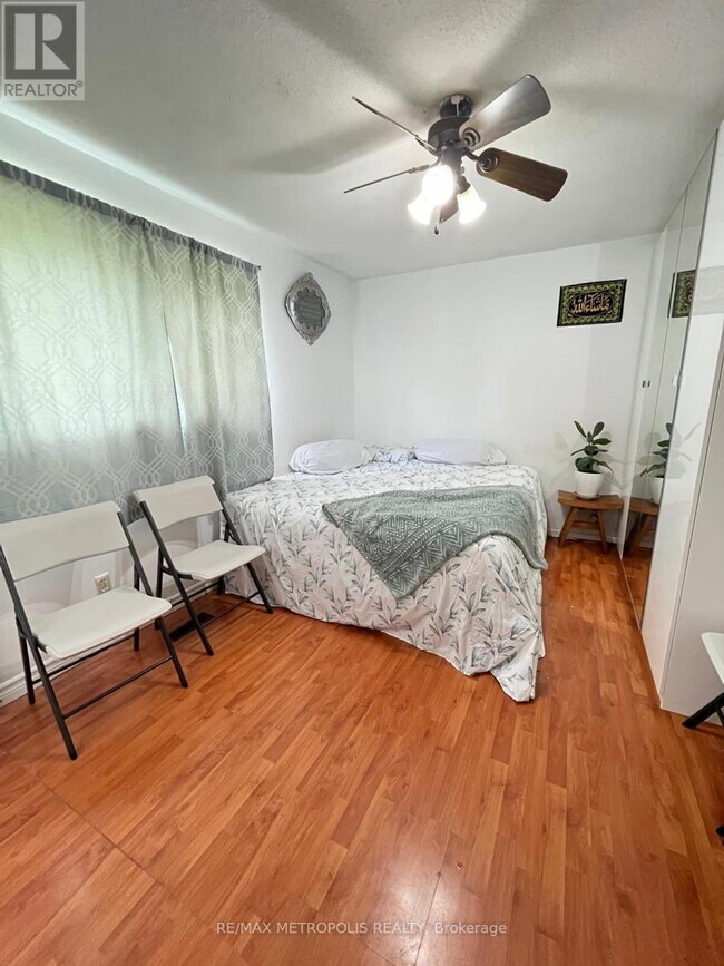 Photo - 78 Crittenden Square