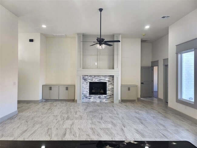 Photo - 11621 NW 103rd St